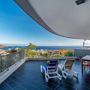 Virtudes Ocean View With Pool By Hr Madeira , Funchal (Madeira) Portugal