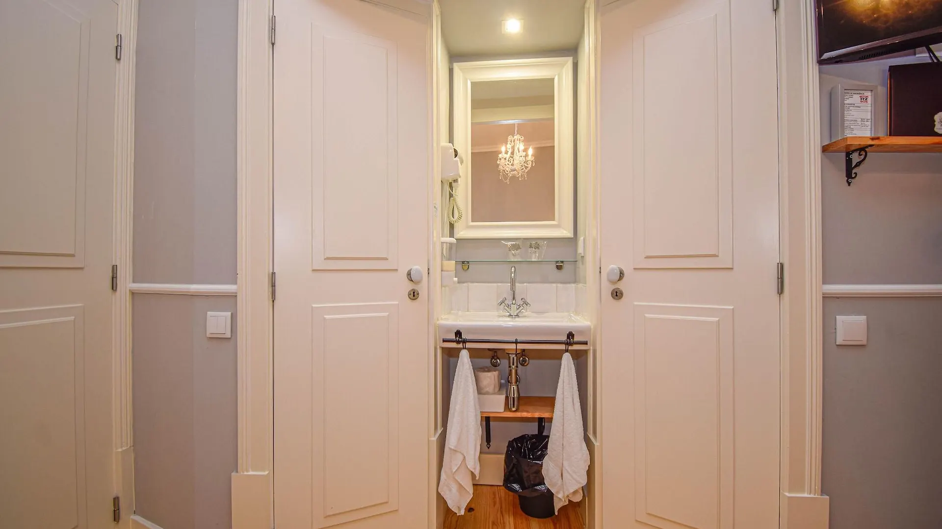 *** Bed & Breakfast B In B Lisbon Downtown Suites Portugal